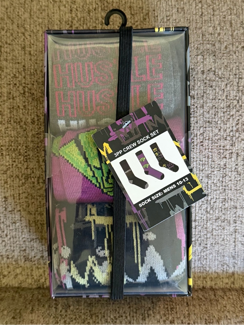 Brand New 3 Pack Men’s Hustle Themed Crew Socks
